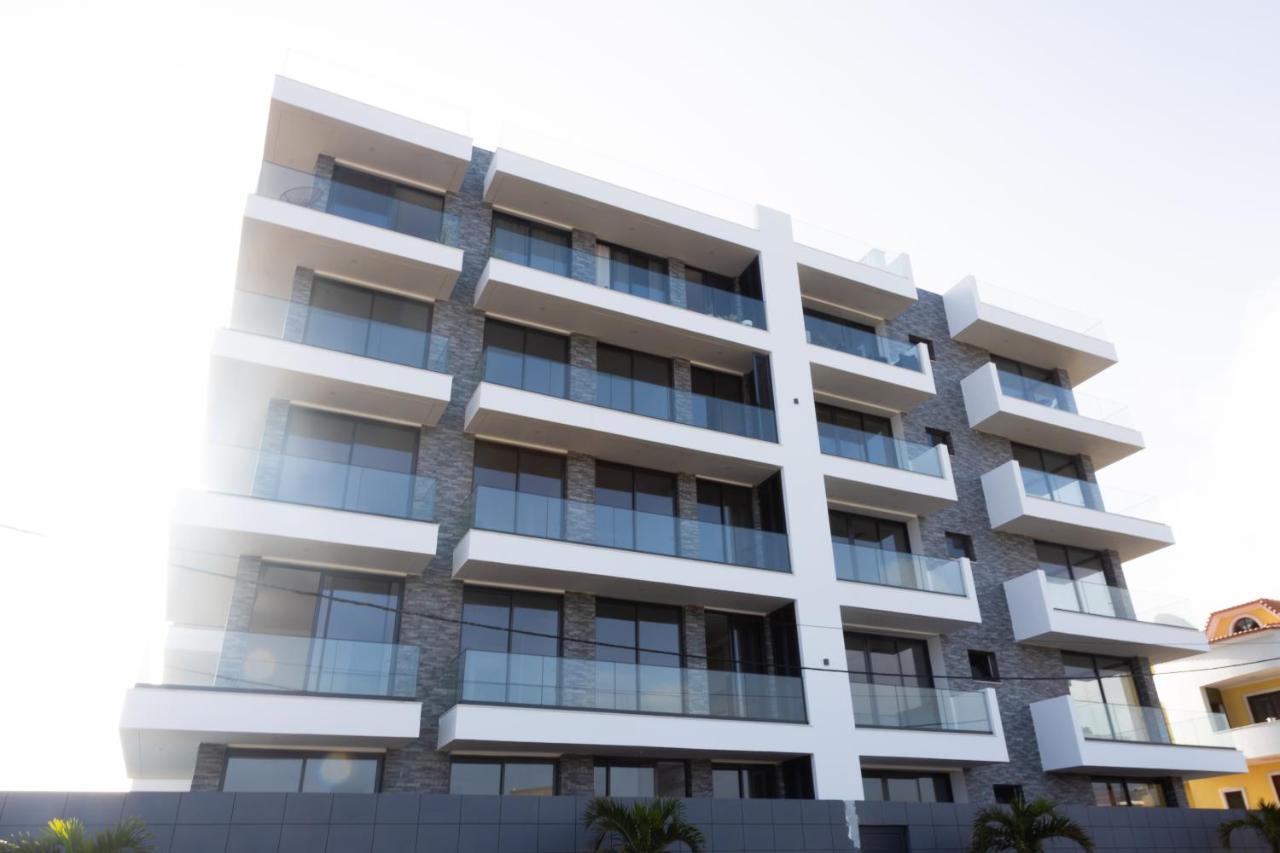 3 Bdr Aprt, Best Seaview, Rooftop Pool - Lcgr برايا المظهر الخارجي الصورة